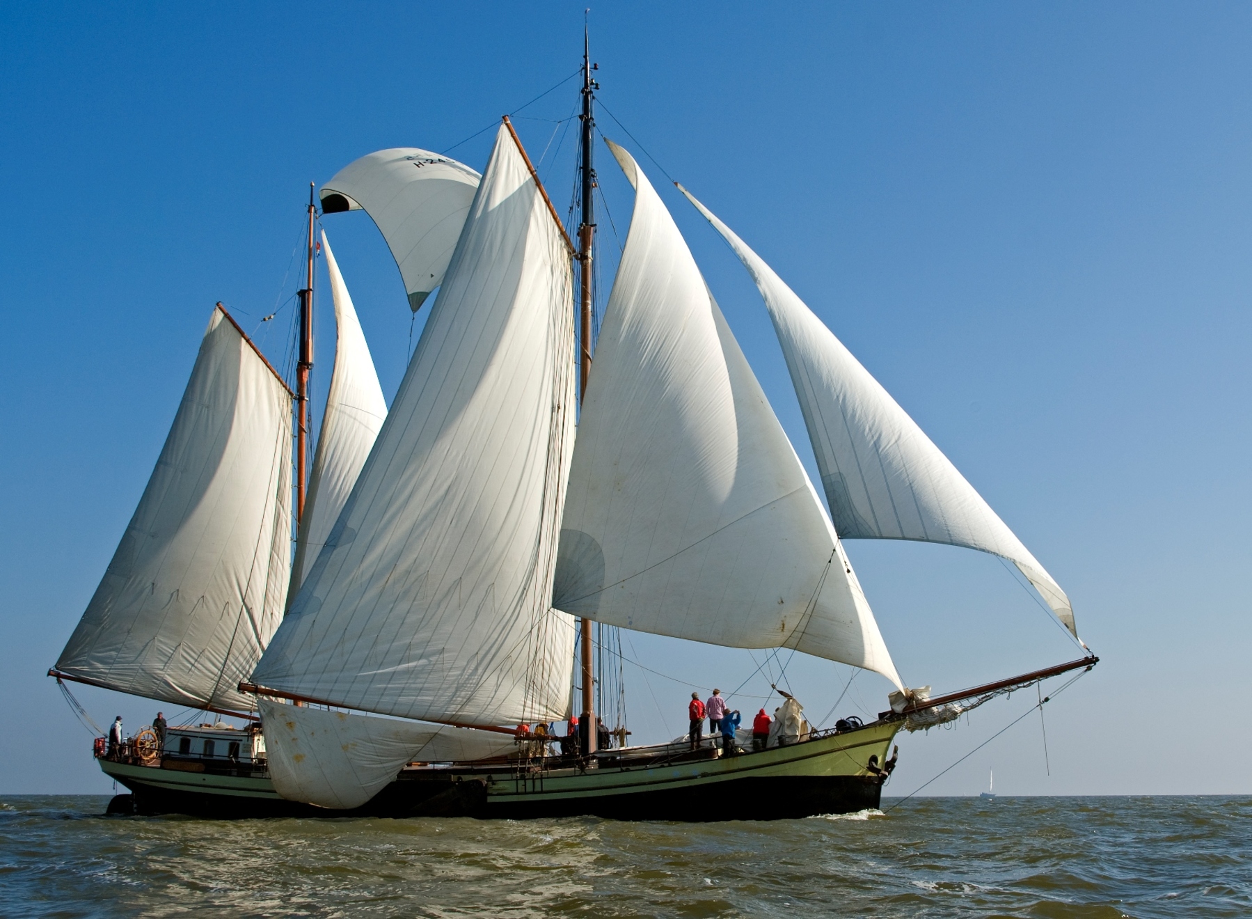 Zeilen met klipper Bree Sant vanuit Enkhuizen