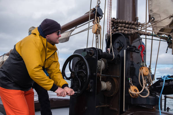 Zeilblog - Plastic expeditie op de Lauwerszee: schone manoeuvre voor de Waddenzee